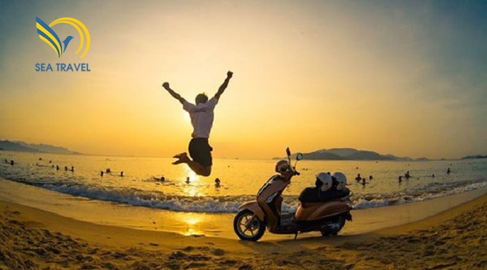 Để c&oacute; thể chủ động di chuyển đến c&aacute;c địa điểm du lịch th&igrave; xe m&aacute;y l&agrave; thuận tiện nhất