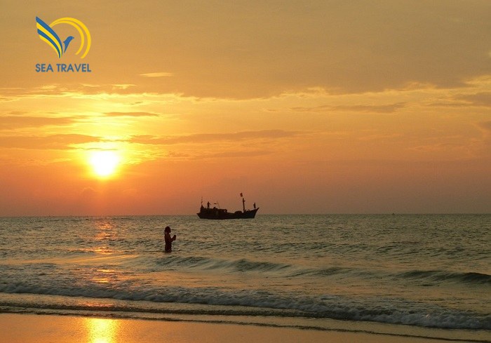 M&ugrave;a h&egrave; l&agrave; thời điểm th&iacute;ch hợp nhất để đến Sầm Sơn
